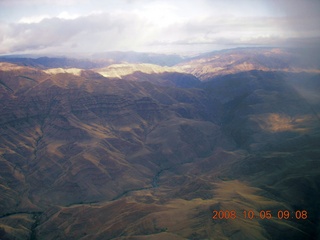 81 6n5. aerial - Washington, Idaho, Oregon flight - Snake River canyon