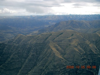 82 6n5. aerial - Washington, Idaho, Oregon flight - Snake River canyon