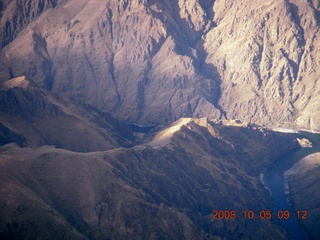 96 6n5. aerial - Washington, Idaho, Oregon flight - Snake River canyon