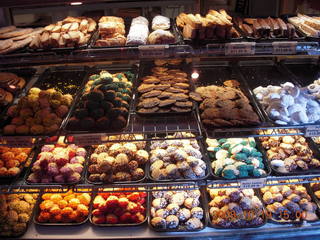 Chompies bakery spread