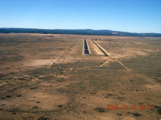 aerial - Bryce Canyon Airport (BCE) final approach