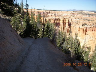 Bryce Canyon - Peek-A-Boo loop to Bryce Point