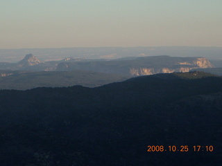 Bryce Canyon - Molly's Nipple and No Man's Mesa