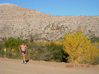 910 6pf. Verde Canyon - Sycamore Canyon Road run - Adam