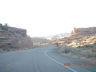 301 6pq. road to Canyonlands