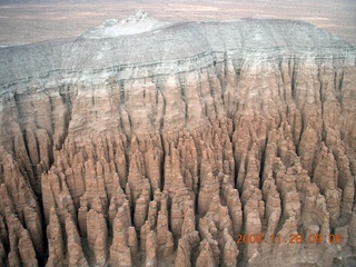 163 6ps. flying with LaVar - aerial - Utah backcountryside - Gilson Butte