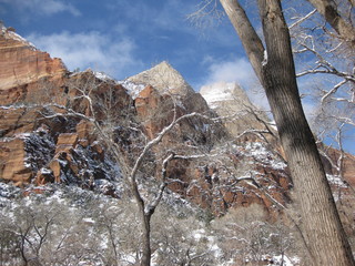 beth's Saturday zion-trip pictures - entering Zion National Park