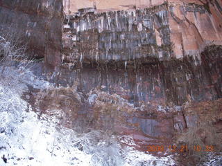 Zion National Park - Emerald Pools hike - icicles