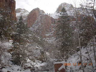 151 6qm. Zion National Park - Emerald Pools hike