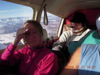 230 6qm. Debbie and Beth in N4372J