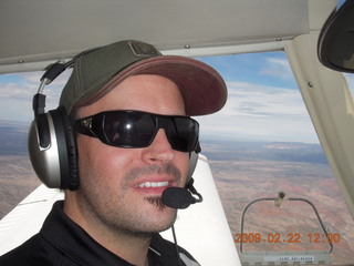 Sean flying N8483R
