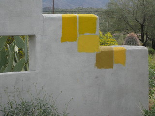 beths' pictures - Dita's partly-yellow house