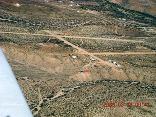 Flying J (E37) Runway 25 over my nose