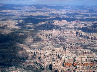 116 6ug. aerial - Canyonlands - Needles