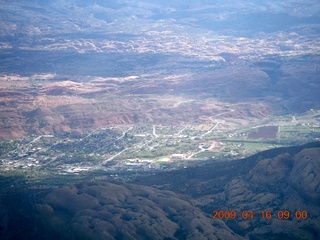 Adam flying N4372J over Canyonlands