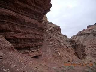 45 6uh. Canyonlands - Lathrop trail hike