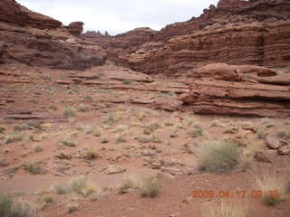 138 6uh. Canyonlands - Lathrop trail hike