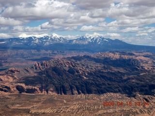 194 6uj. aerial - Canyonlands (CNY) area