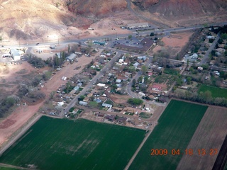 200 6uj. aerial - Canyonlands (CNY) area - Moab