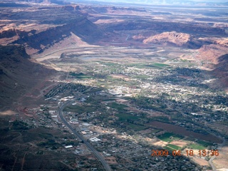 212 6uj. aerial - Canyonlands (CNY) area