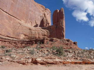 N4372J at Canyonlands (CNY) - flat tire