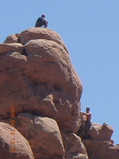 48 6uk. Arches National Park - two climbers