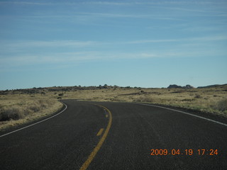 156 6uk. driving to canyonlands