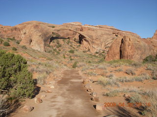22 6ul. Arches National Park - Devil's Garden hike - Landscape Arch