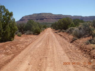 Fry Canyon (UT74) - dirt road