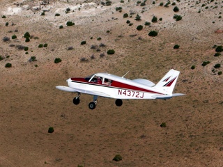 2 6ww. Markus's photo - aerial - Adam flying N4372J - in-flight photo at meteor crater