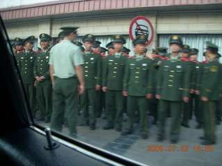 China eclipse - Guilin - uniformed people lined up