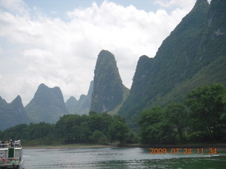 331 6xq. China eclipse - Li River  boat tour