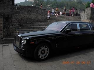 China eclipse - Beijing tour - Great Wall - Rolls Royce driving by