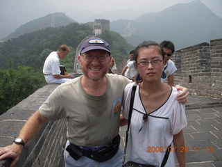 112 6xu. China eclipse - Beijing tour - Great Wall - Adam and fellow tourist