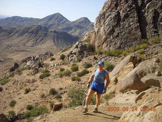 1069 6zq. Bell Pass, Tom's Thumb hike - Adam