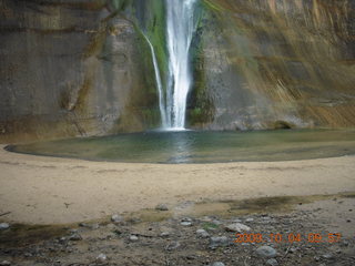 Escalante - Calf Creek trail - waterfall