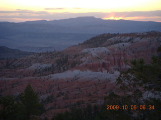 Bryce Canyon - rim from Fairyland to Sunrise