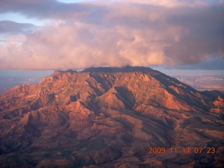 21 71e. aerial - Lake Powell area mountains