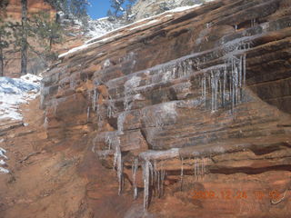 90 72q. Zion National Park - west rim hike - icicles