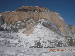 97 72q. Zion National Park - west rim hike