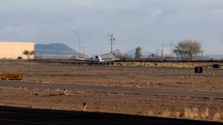 N4372J at Glendale (GEU)