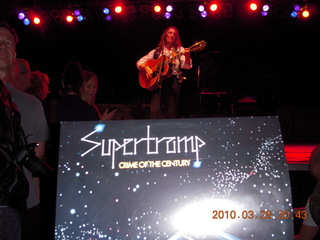 Roger Hodgson (Supertramp) concert with album cover