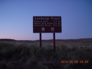 3 774. Canyonlands Lathrop Trail hike - pre-dawn sing