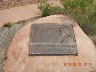 76 775. Canyonlands National Park Needles - visitors center sign