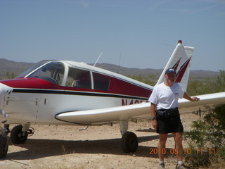 Alamo Lake airstrip - landing airplane