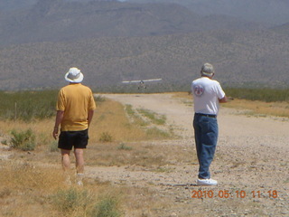 132 77a. Alamo Lake airstrip - landing airplane