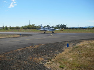 Independence (7S5) - Adam landing N8377W