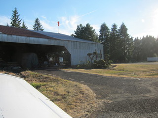 60 7b3. Adam taxiing N8377W at Country Squire (S48)