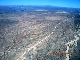 186 7br. Alamo Lake run - aerial