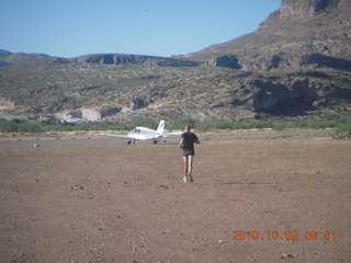 163 7c3. Superior Airport run - Jon running towards N8377W